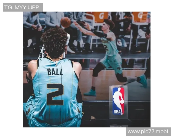 华子：世界队总说自己是世界最强，打败他们是世上最爽的感觉